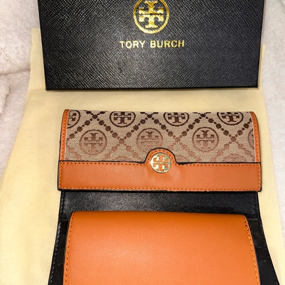 Tory Burch style Tan Logo Continental Wallet - Picture 3 of 4